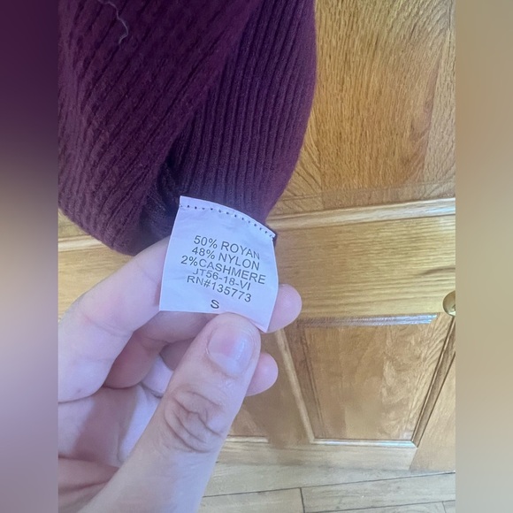 Vici - Poncho Sweater - Picture 8 of 8